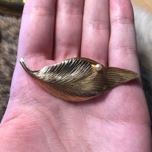 Vintage Grosse Germany 1964 for Christian Dior gold toned leaf with pearl brooch